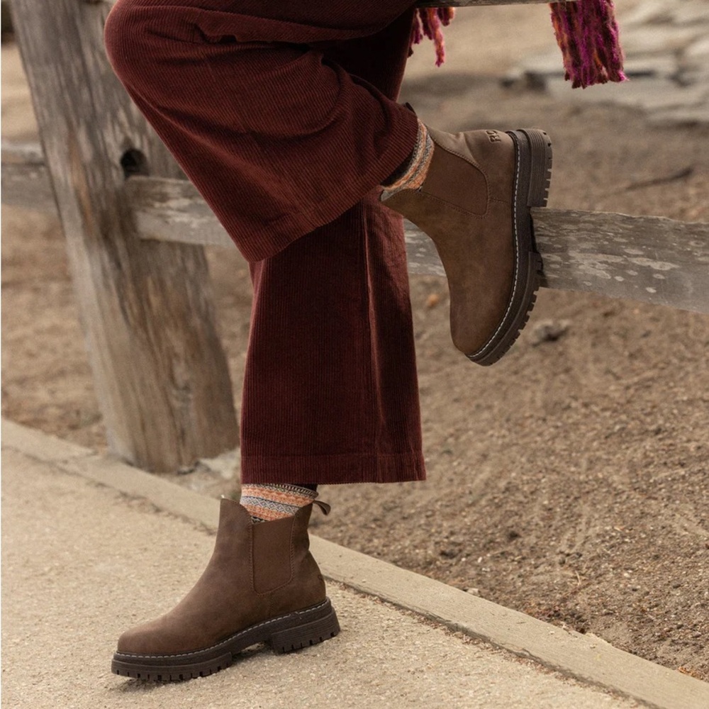 Roxy Lorena Winter Boots brown casual classic outdoor comfy cozy fall winter